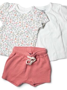 5/15$ Carter's Old Navy Terracotta Waffle Shorts & Wildflower Bodysuit 3pcs 0-3M